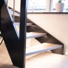 Trætrappe i eg, kvartsvingstrappe med LED-lys under trappetrin